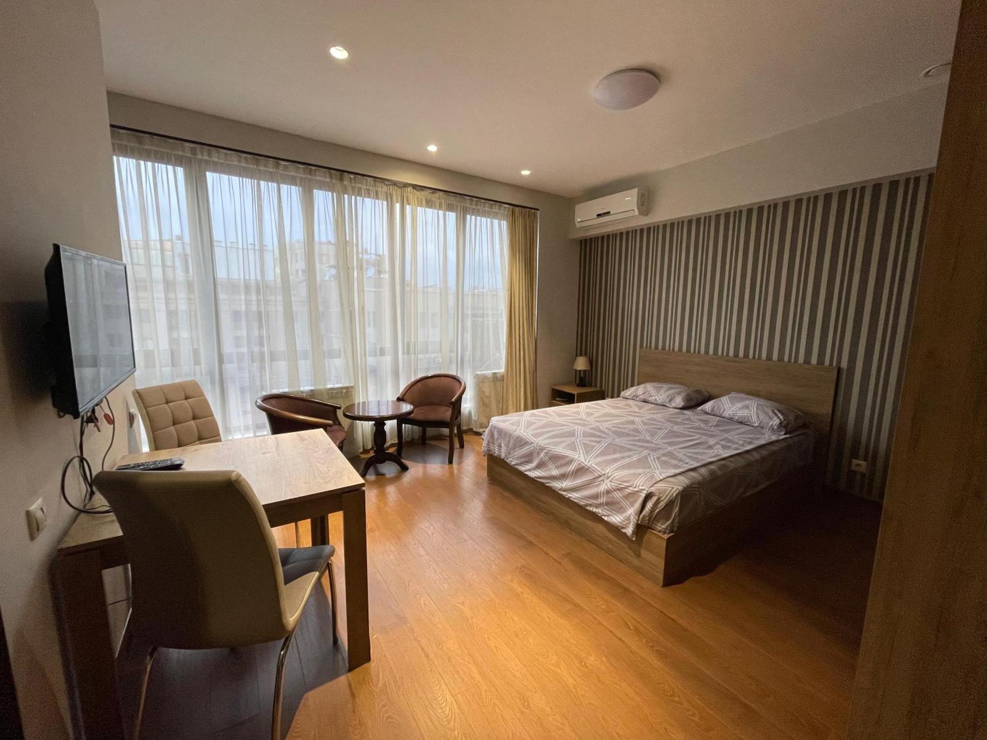 Apartment In Yerevan City Center Republic Square Self Check-In Exterior photo