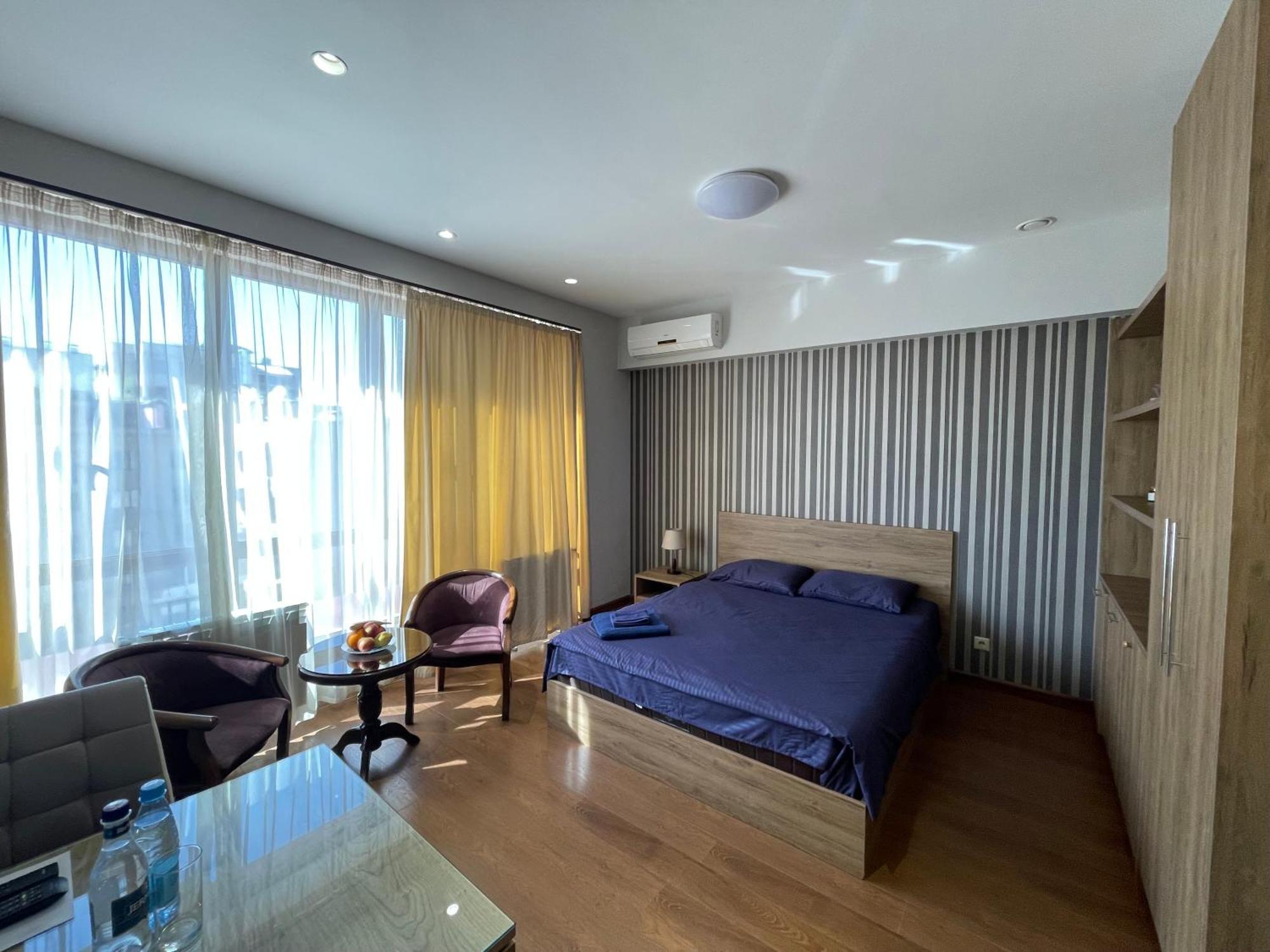 Apartment In Yerevan City Center Republic Square Self Check-In Exterior photo